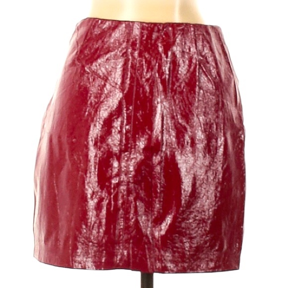 Mini skirt - Picture 2 of 2